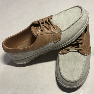 Skechers Women's Brown and Gray Loafers